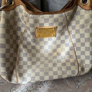 Louis Vuitton Checkered Beige and Brown Shoulder Bag